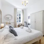 Wide & 3 Bdr - Ac & Balcony * Nice