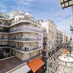 Wide & 3 Bdr - Ac & Balcony