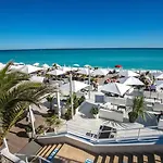 Panoramic Sea View - Terrace - Air Conditioning - 2 Bedrooms - Wifi - Kitchen - Tram
