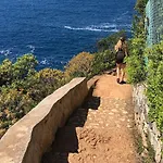 Promenade Des Anglais-2 Mins Walk To Beach- Charming Duplex -air Conditioning Wi-fi