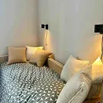 With Large Terrace & Sea View Over Apartment *