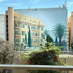 La Palmeraie Pool Ac * Nice