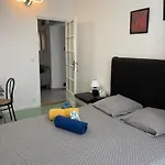 Hyper Centre Apartment