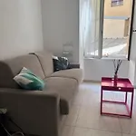 Hyper Centre Apartment