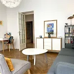 ApartHotel Riviera - 2 minutes de la plage - Exceptionnel 2 chambres AC - BALCON MEYERBEER 1