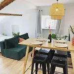 Beautiful Refurbished Cozy Nice