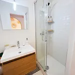 Renove Climatise Confort - Lit Queen Size - Emplacement Ideal Pres Des Plages Nice