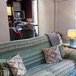Apartment Cosy F1 Avec Grande Terrasse A 2 Pas Du Tramway