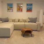 Neuf 3p- Proche & Aeroport Apartment Nice