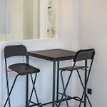 Le Rubis Apartment