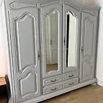 Beautiful Spacious Air Conditioned Apartment - Center