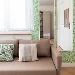 Chateauneuf Apartment