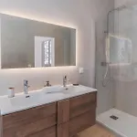 Magnifique Appartement - Jacuzzi - Port De Nice