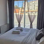 Appartement 3 pièces Nice Promenade des anglais dernier étage vue mer solarium