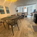 Coeur Vieux Nice Joli Traversant