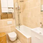 Residence Estienne D\'Orves