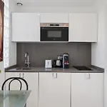 Apartment City-center 80m To The Sea / *