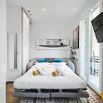 Apartment City-center 80m To The Sea / *