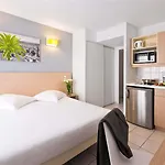 Adagio Access Magnan 2* Nice