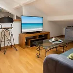 Rmb - T2 Au Dernier Etage Au Coeur De Nice Avec Ac