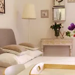 Chateau - Vieux Apartment *