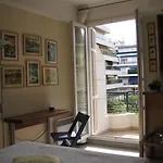 In Rue Halevy Apartment
