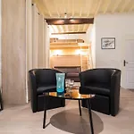 Centrale -Studio Avec Mezzanine - Vieux Nice