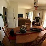 Apartment 6 Bedrooms Seaview House, Old Town