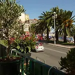 6 Bedrooms Seaview House, Old Town Apartment Nice