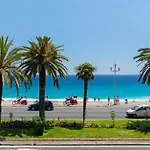 Beautiful By The Sea Front Apartment Nice