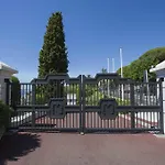 Apartment Luxury Palais Maeterlinck *