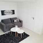 R.d.v. Center Apartment
