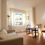 Le Grasse Apartment