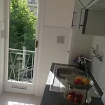 Studio Equipe A 9Mn A Pied Du Centre Ville Et De La Plage Apartment *