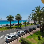 Beautiful Apartment By The Sea Front