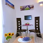 Studios French Riviera Apartment *