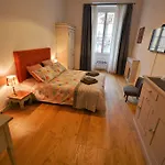 Be Our Guests In Nice Port Le Pin