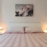 La Romantica Dante Five Stars House *
