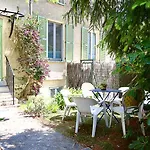 Residence Arenes De Cimiez