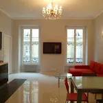 Lusso 5 Beds