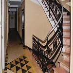 One-Bedroom Apartment In Nice