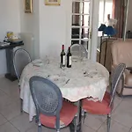 One-Bedroom Apartment In Nice