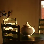 Vieux / Marche Aux Fleurs Apartment *