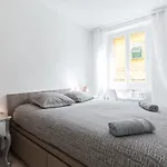 Le Rossetti 2 - F2 Lumineux, Ascenseur, Climatisation, Coeur Vieux-nice