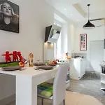 Apartment Le Rossetti 2 - F2 Lumineux, Ascenseur, Climatisation, Coeur Vieux-nice Nice