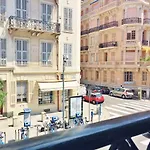 Apartments Gounod