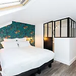 Arome Hotel