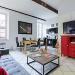 Ste Reparate F4 Moderne, Design, Place Rossetti, Heart Old Town Apartment