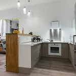 2 - F4 Spacieux Et Confortable Au Centre Du Vieux-nice Apartment