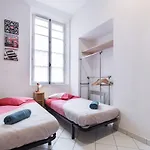 Apartment Ste Reparate F4 Moderne, Design, Place Rossetti, Heart Old Town